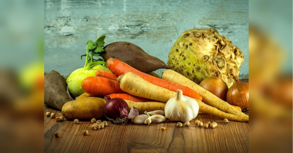 Ціна знизилася майже вчетверо: який продукт в Україні подешевшав за літо і що на нього чекає восени 2
