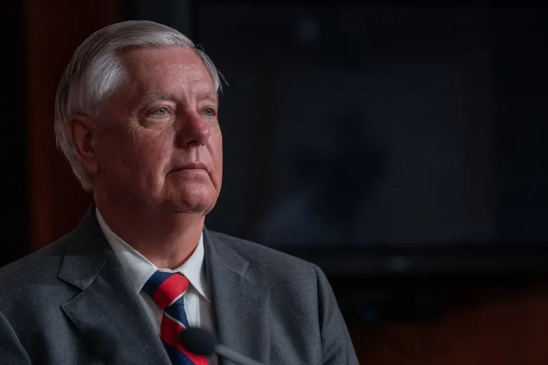 Сенатор Грем: Війна може закінчитися до Різдва, якщо відбудеться тристороння зустріч