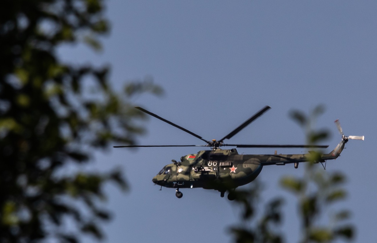 Два білоруських вертольоти перетнули польський кордон. Польща вжила заходів у відповідь – фото