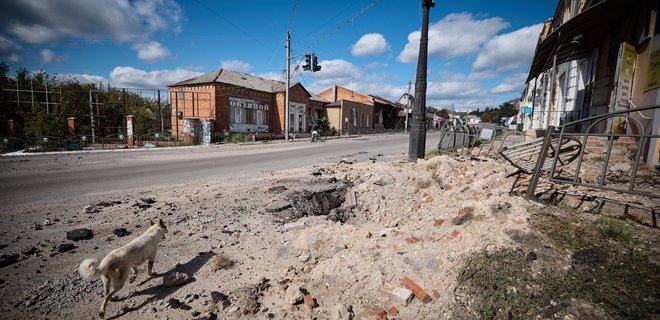 Куп'янськ. РФ вдарила керованою авіабомбою під час евакуації, загинули шестеро людей: фото - Фото