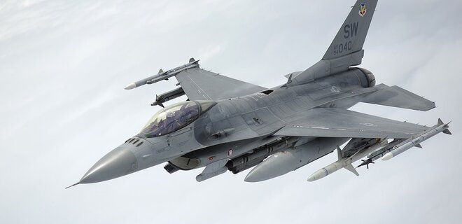 F-16 для України за два тижні будуть у Румунії для навчань пілотів – прем'єр Нідерландів - Фото