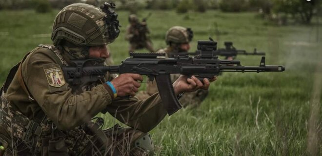 Росія штурмувала на сімох напрямках, Сили оборони відбили атаки – мапа - Фото