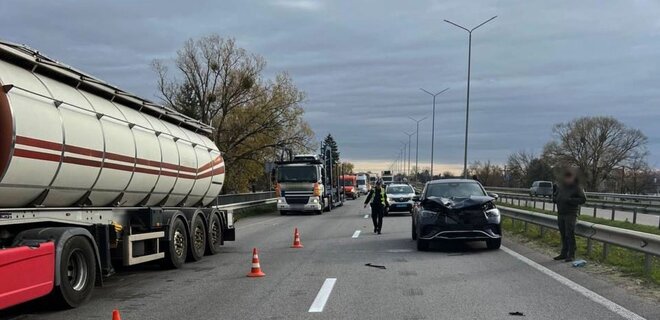 На Житомирщині збили насмерть жінку. За кермом був нардеп від Батьківщини, каже поліція - Фото