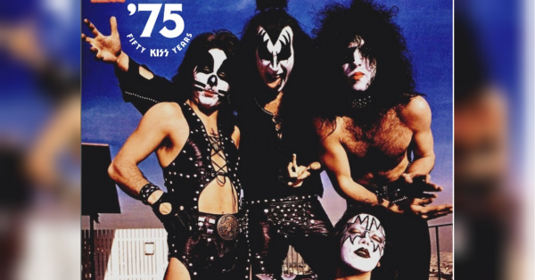 Гітарист легендарного рок-гурту Kiss загинув у ДТП з вини 90-річної матері