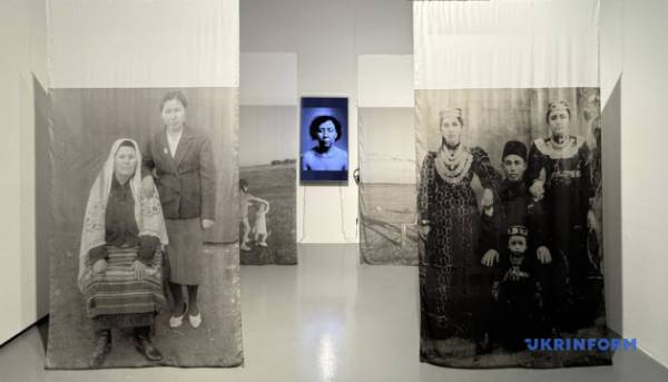 Головна 41 Виставки, присвячені Криму та війні в Україні, розпочали свою роботу…