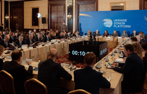 Міністерство фінансів України повідомило, що цього року державному бюджету країни для покриття видатків знадобиться 52 мільярди євро. 5