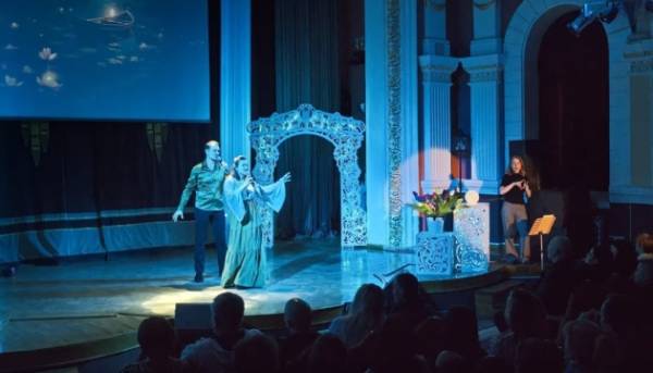 У Сумській філармонії вперше пройшов концерт пісень, супроводжуваний перекладом мовою жестів