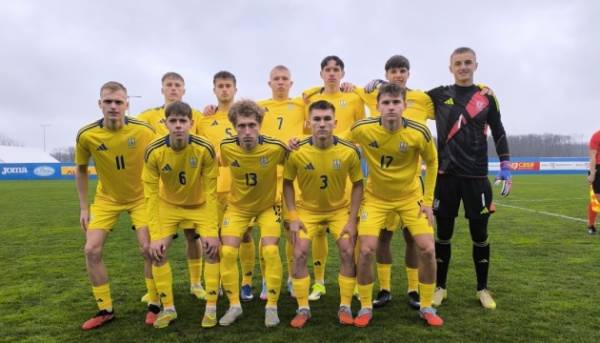 Молодіжна команда України з футболу здобула путівку на Чемпіонат Європи 2026 року. 7
