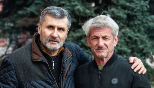 Шон Пенн побував на кіностудії Довженка в Києві