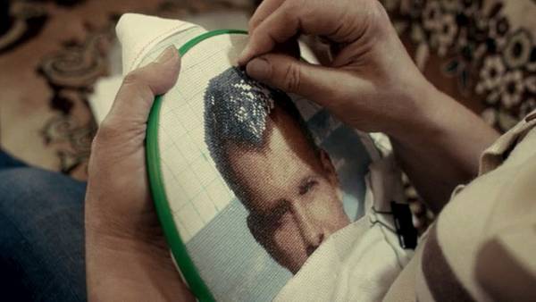 Навесні, у травні, у Франції буде представлено документальний фільм «Мир для Ніни». 7