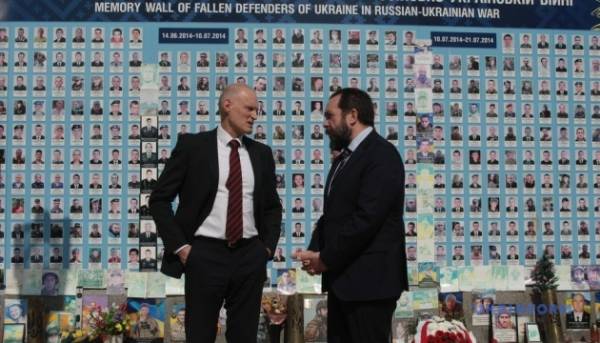 Заступник міністра закордонних справ Польщі відвідав низку українських міст&hellip;