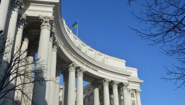 Україна закликає до посилення обмежень у культурній сфері після атаки Росії на історичну частину Львова