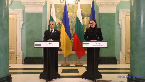 Україна й Болгарія розглянули спільні ініціативи для розвитку альтернативних енергетичних маршрутів Європи 8