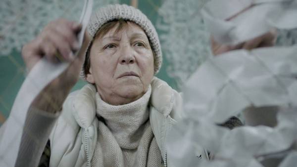 Навесні, у травні, у Франції буде представлено документальний фільм «Мир для Ніни». 6