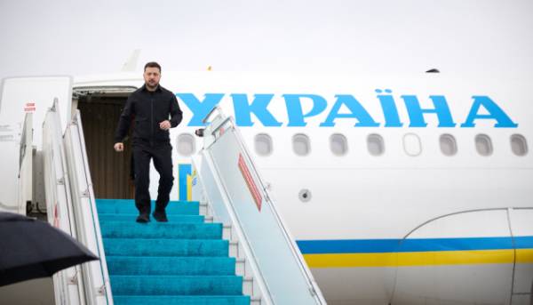 Зеленський здійснив візит до Туреччини 12