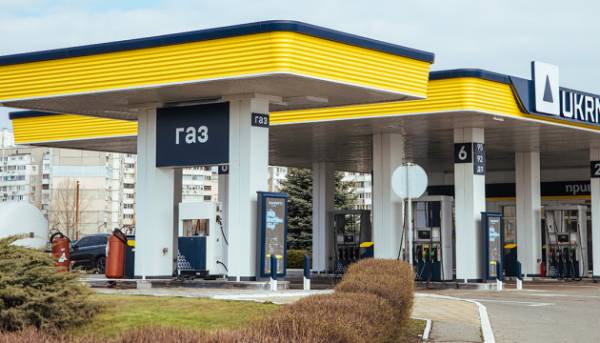 Свириденко: "Укрнафта" вже зменшує вартість пального, сподіваємося на подібні дії від інших гравців ринку 2