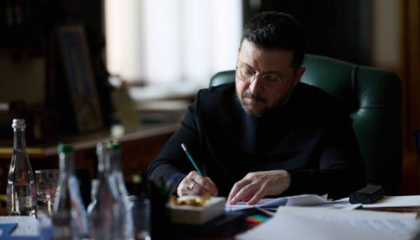 Президент Зеленський на честь Дня українського зброяра нагородив працівників оборонно-промислового&hellip;