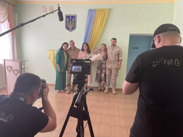 «Вона»: три історії родин військових з морської піхоти в документальній стрічці Тетяни Станєвої 16