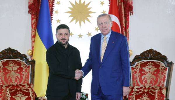 Туреччина й надалі підтримуватиме переговори між Україною та Росією, запевнив Ердоган. 2