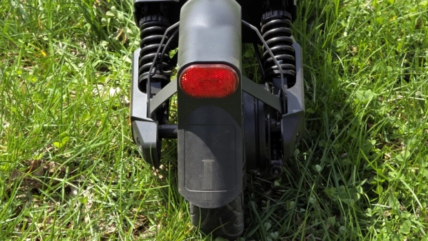 Proove Model City Pulse 350W: огляд найнеобхіднішого електросамоката 48