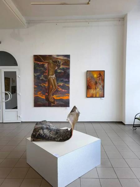 У столиці презентували загальнонаціональну експозицію, присвячену річниці трагедії на Чорнобильській АЕС. 9