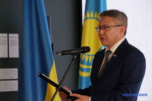 У Львові пройшов культурний вечір «Він: Тарас Шевченко. Між Україною та Казахстаном» 7