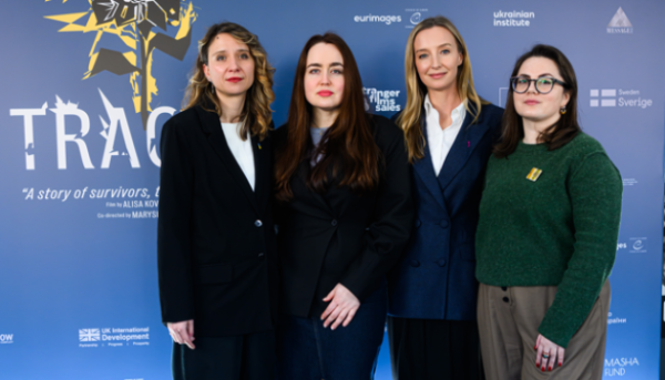 Головна 50 У столиці відбулася ексклюзивна презентація кінострічки «Сліди», присвяченої жінкам, які пережили воєнні злочини.