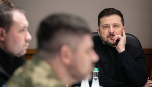 Домовились зміцнити заходи безпеки: Зеленський поділився деталями бесіди з&hellip;