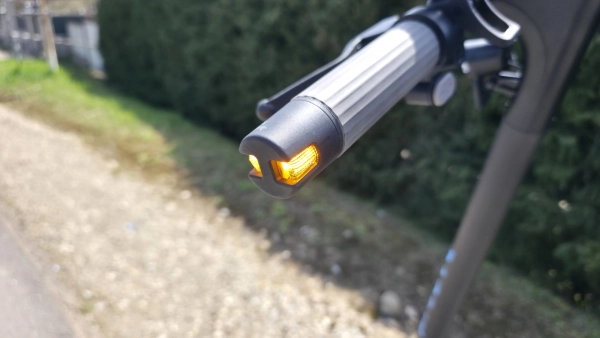 Proove Model City Pulse 350W: огляд найнеобхіднішого електросамоката 44