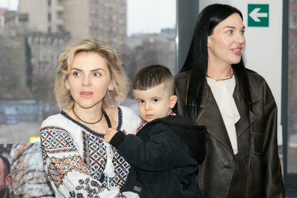 «Вона»: три історії родин військових з морської піхоти в документальній стрічці Тетяни Станєвої 25