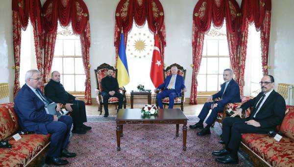 Зеленський провів зустріч з Ердоганом 12