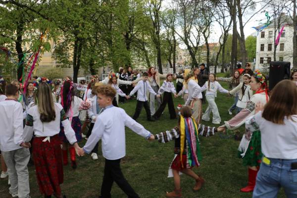 У Львові пройшло культурне дійство «Гаївки на Валах» 9