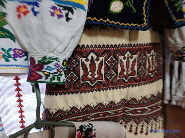 Вишиванки з історичних фотографій 27