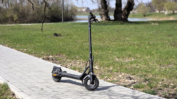 Proove Model City Pulse 350W: огляд найнеобхіднішого електросамоката 51