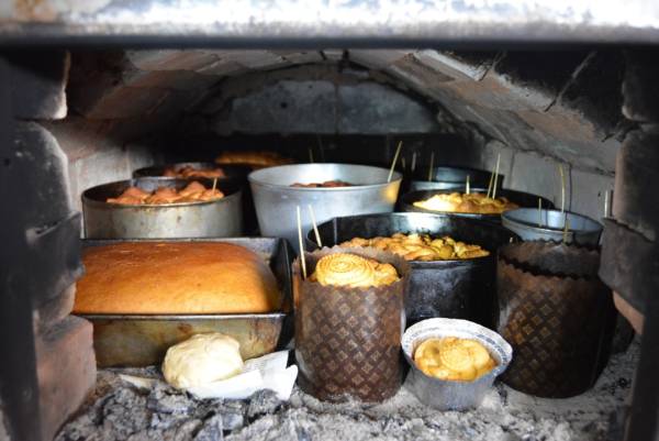 «Чи дрімаєте, чи спите - дайте кукурудзу та яйце!» 24