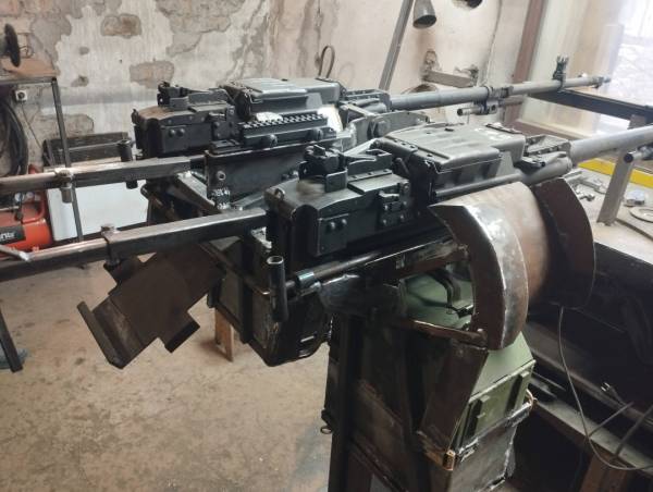 Техно-мистецтво під обстрілом 22