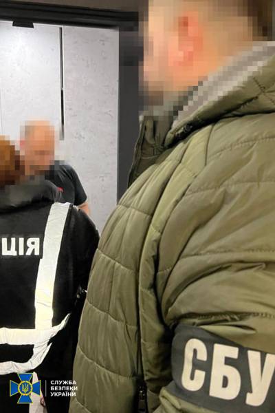 У столиці викрито афериста, який видурив у доброчинців 1,5 мільйона на безпілотники для ЗСУ 5