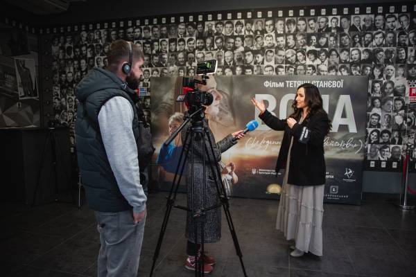 «Вона»: три історії родин військових з морської піхоти в документальній стрічці Тетяни Станєвої 15