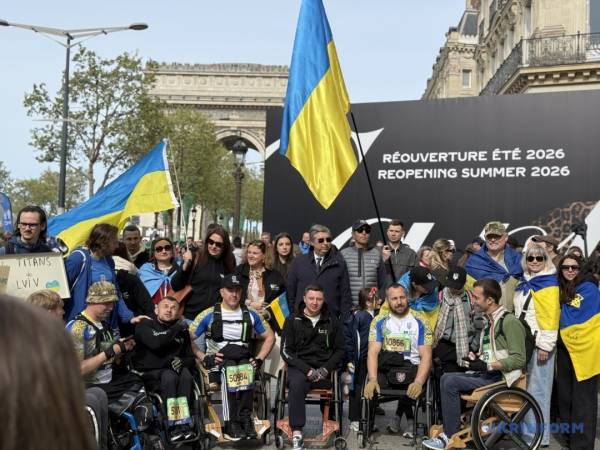 Українці здобули перемогу на Паризькому марафоні на Великдень 15