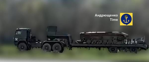 Російські війська активно перекидають техніку з Бердянського напрямку на північ Донецької області. 4