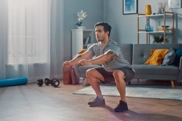 Головна 41 10 присідань корисніші за 10 тисяч кроків: геніальний спосіб, про який ви не знали, як легко отримати максимум від тренувань!