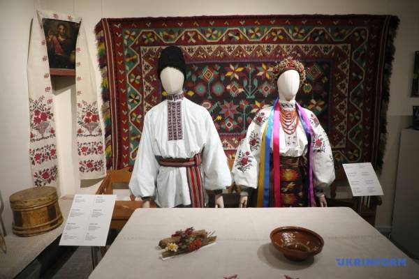 У столиці презентували дві експозиції, присвячені збереженій чорнобильській спадщині. 35