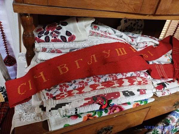 Вишиванки з історичних фотографій 25