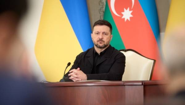 Україна висловила готовність до переговорів у тристоронньому форматі з Російською Федерацією, які могли б відбутися в Азербайджані, заявив Президент Володимир Зеленський. 15