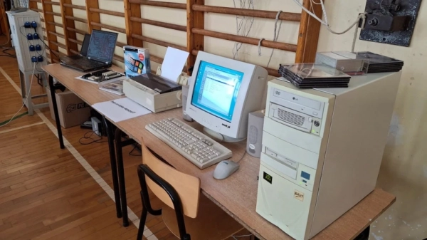 Інформатика мрії: польських учнів вчать розганяти ПК 13 Інформатика мрії: польських учнів вчать розганяти ПК 13