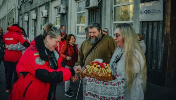 30-та українська антарктична експедиція повернулася до Києва 2