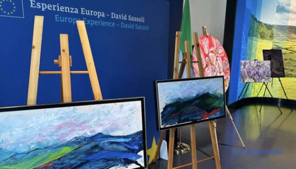 В Римі презентовано експозицію творів українських художників 8