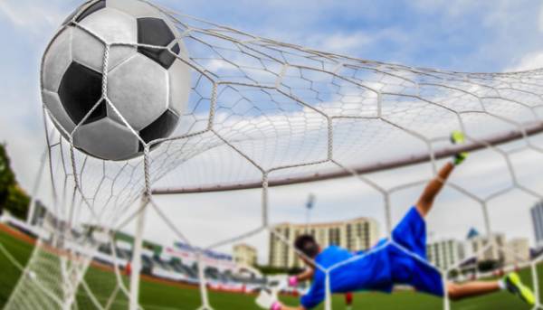 Сьогодні в Олександрії та Львові відбудуться фінальні поєдинки 24-го&hellip;