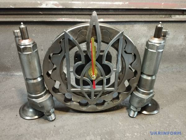 Техно-мистецтво під обстрілом 19