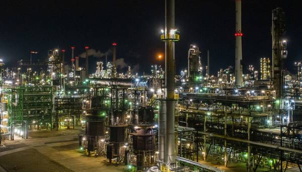 Казахстанська нафта може потрапити на німецькі нафтопереробні заводи через Гданськ,&hellip;